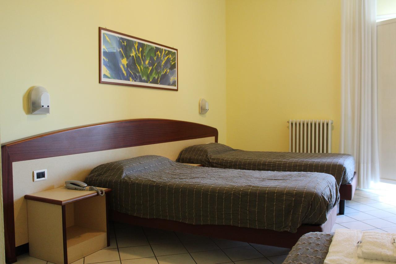 Albergo Sirena Bazzano Zewnętrze zdjęcie