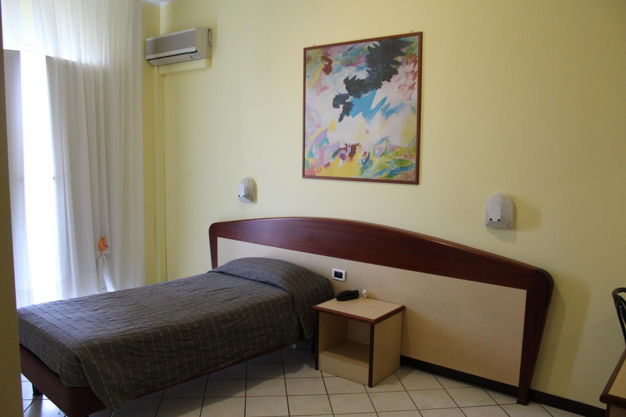 Albergo Sirena Bazzano Zewnętrze zdjęcie